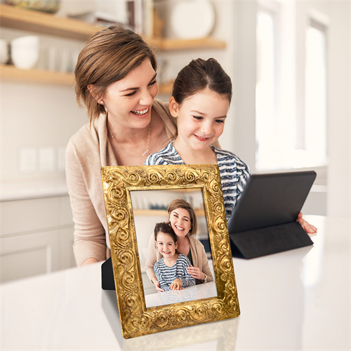 Gold Picture Frames | Home Decor